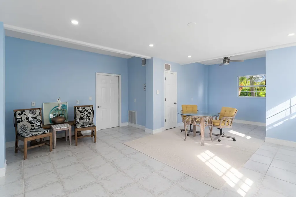 418 Panay Avenue Naples FL 34113