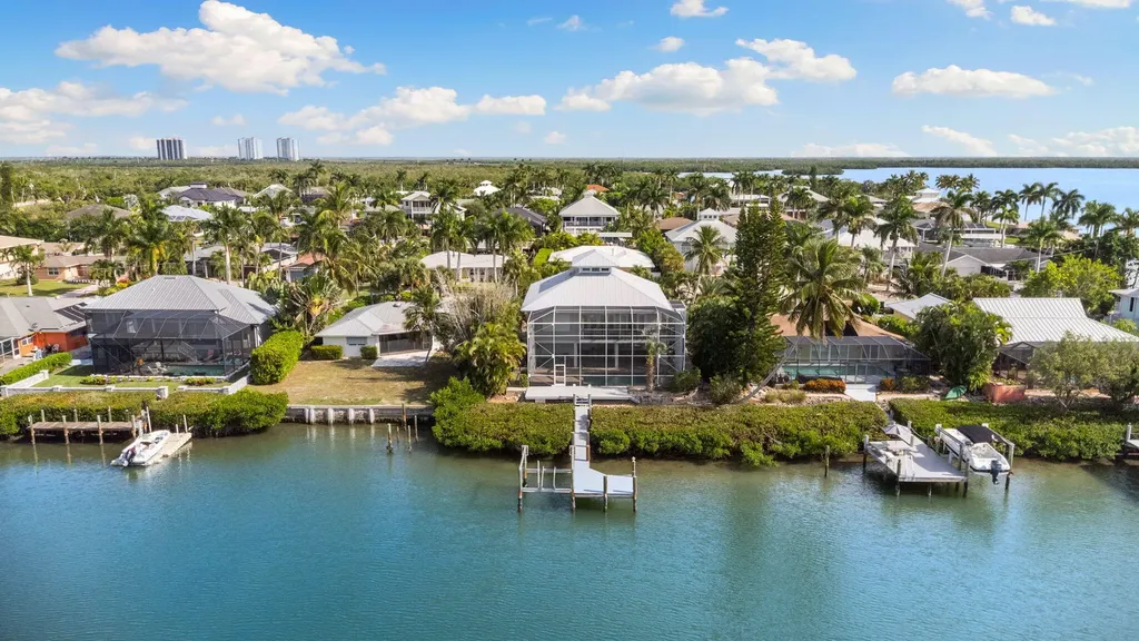 418 Panay Avenue Naples FL 34113