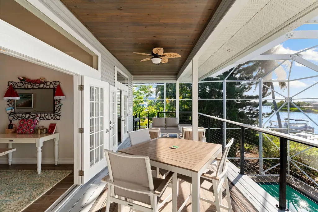 418 Panay Avenue Naples FL 34113