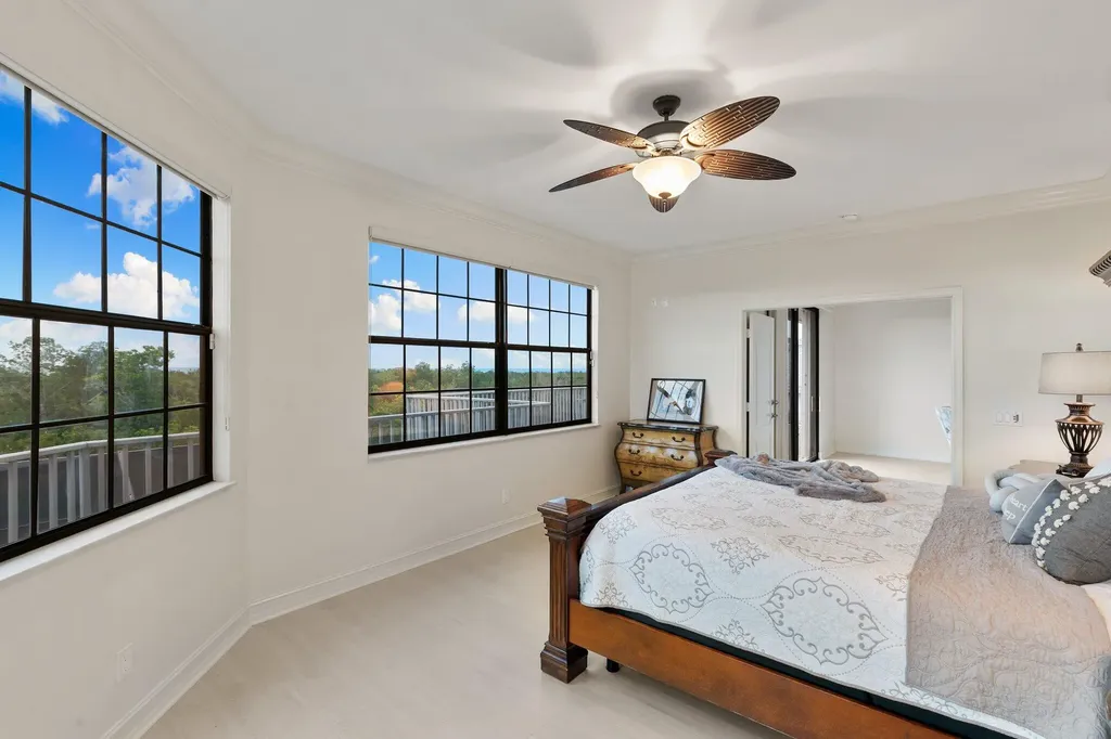 516 Spinnaker Drive Marco Island FL 34145