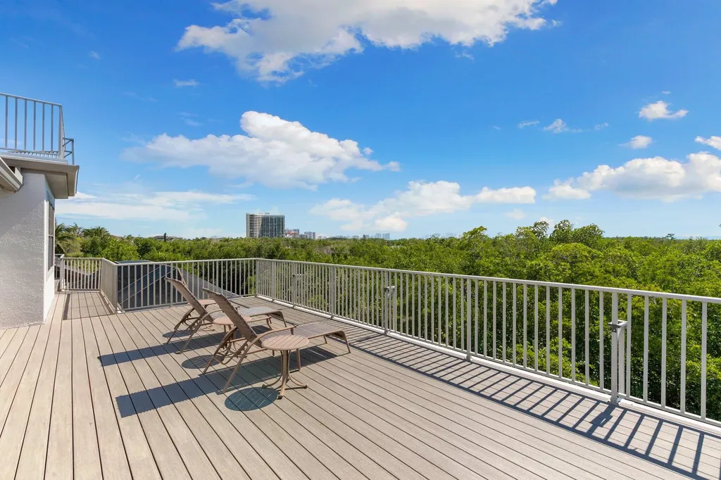 516 Spinnaker Drive Marco Island FL 34145