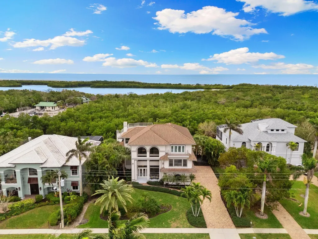 516 Spinnaker Drive Marco Island FL 34145