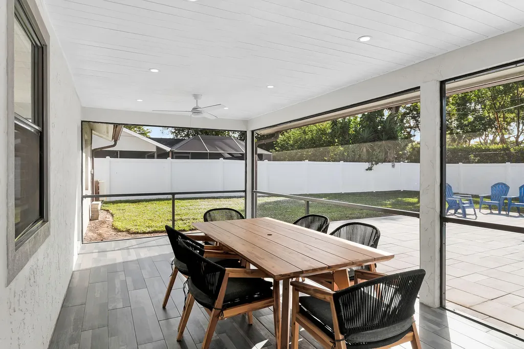 186 Wickliffe Drive Naples FL 34110