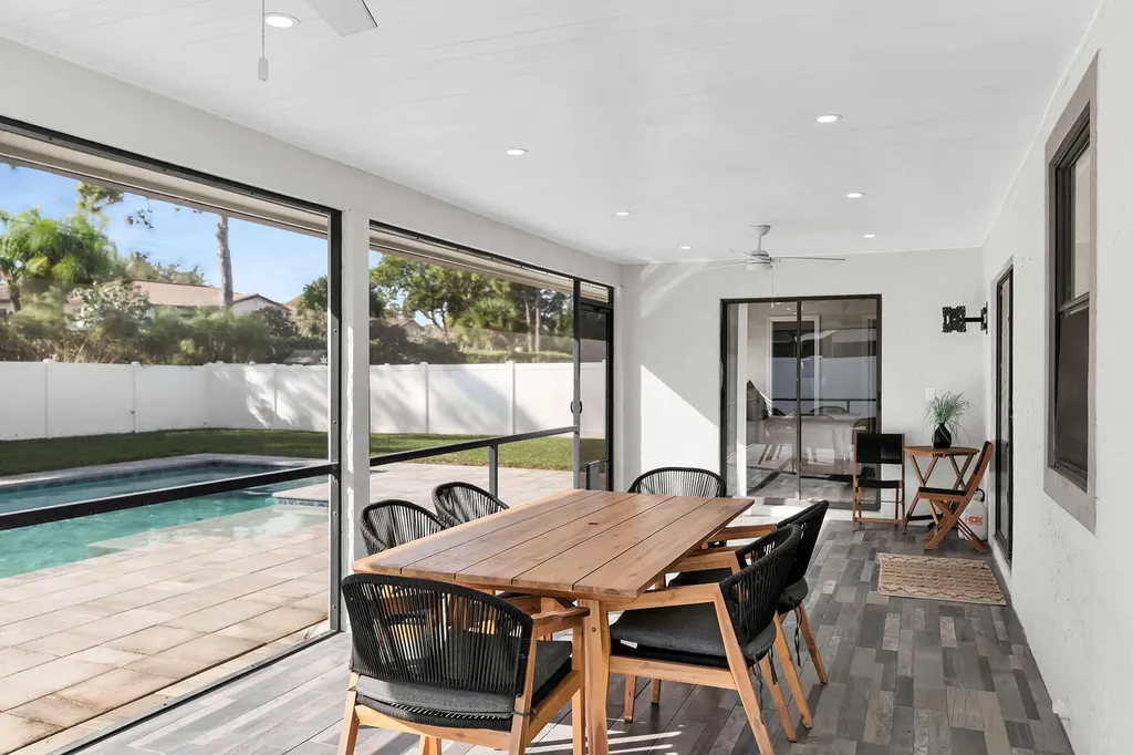 186 Wickliffe Drive Naples FL 34110