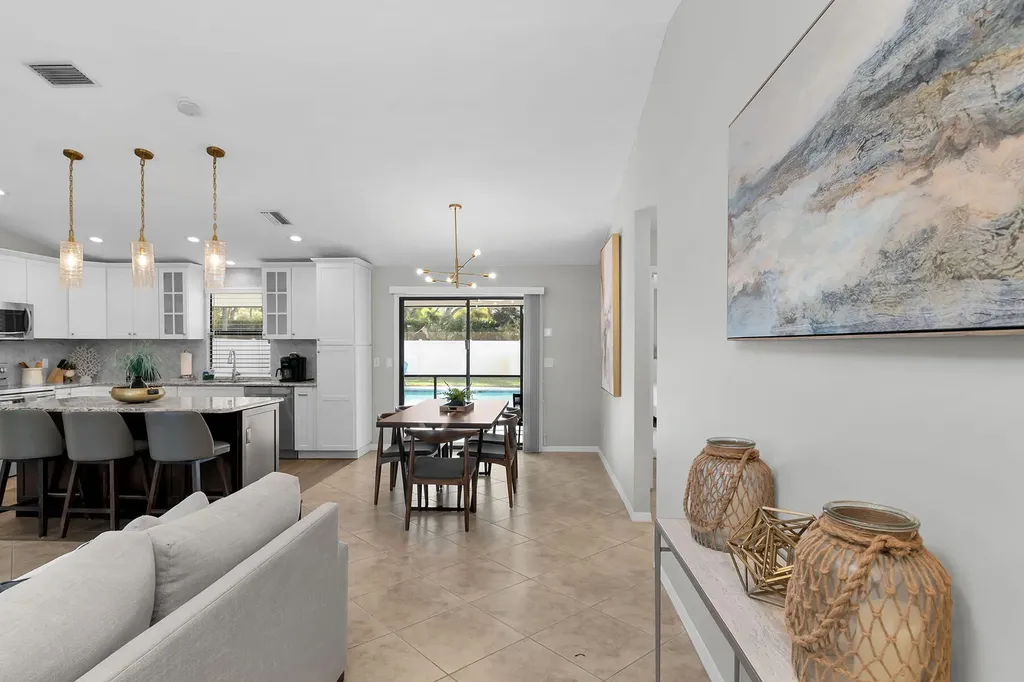 186 Wickliffe Drive Naples FL 34110