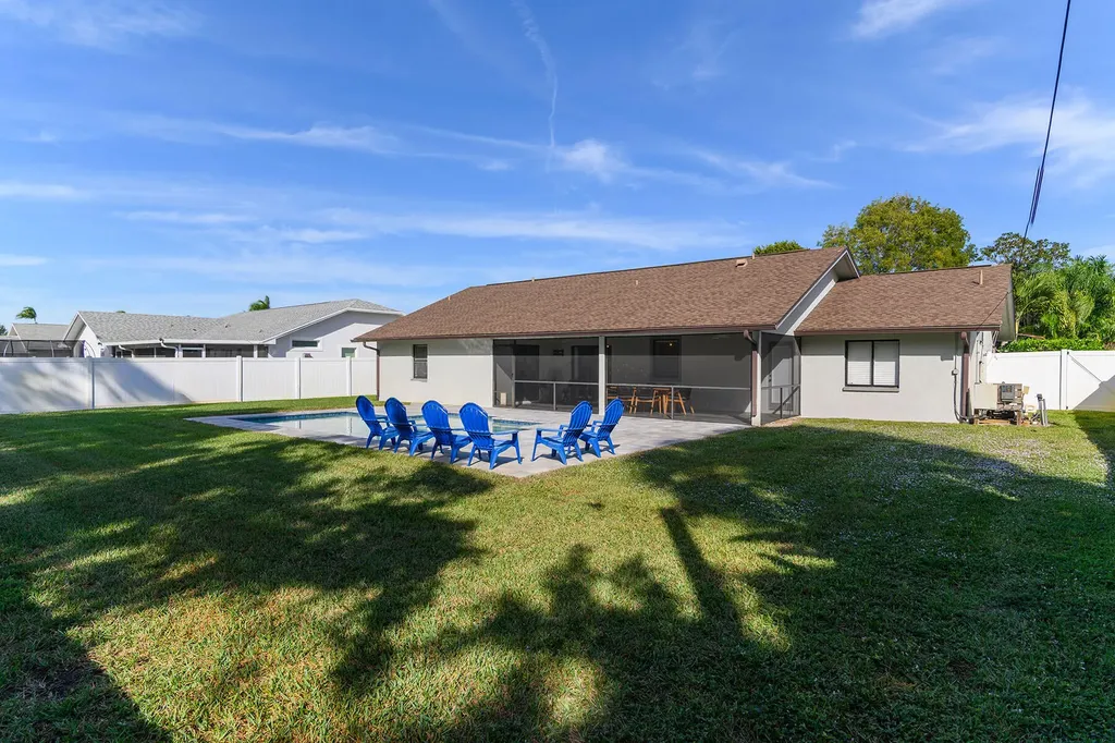 186 Wickliffe Drive Naples FL 34110