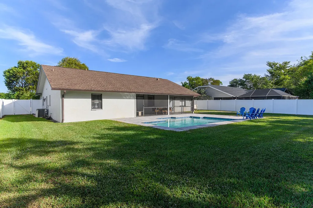 186 Wickliffe Drive Naples FL 34110