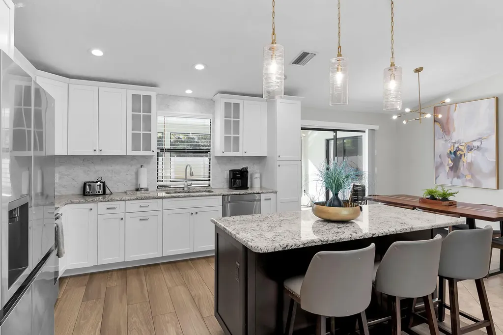 186 Wickliffe Drive Naples FL 34110