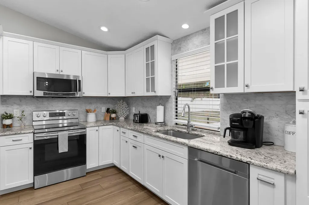 186 Wickliffe Drive Naples FL 34110