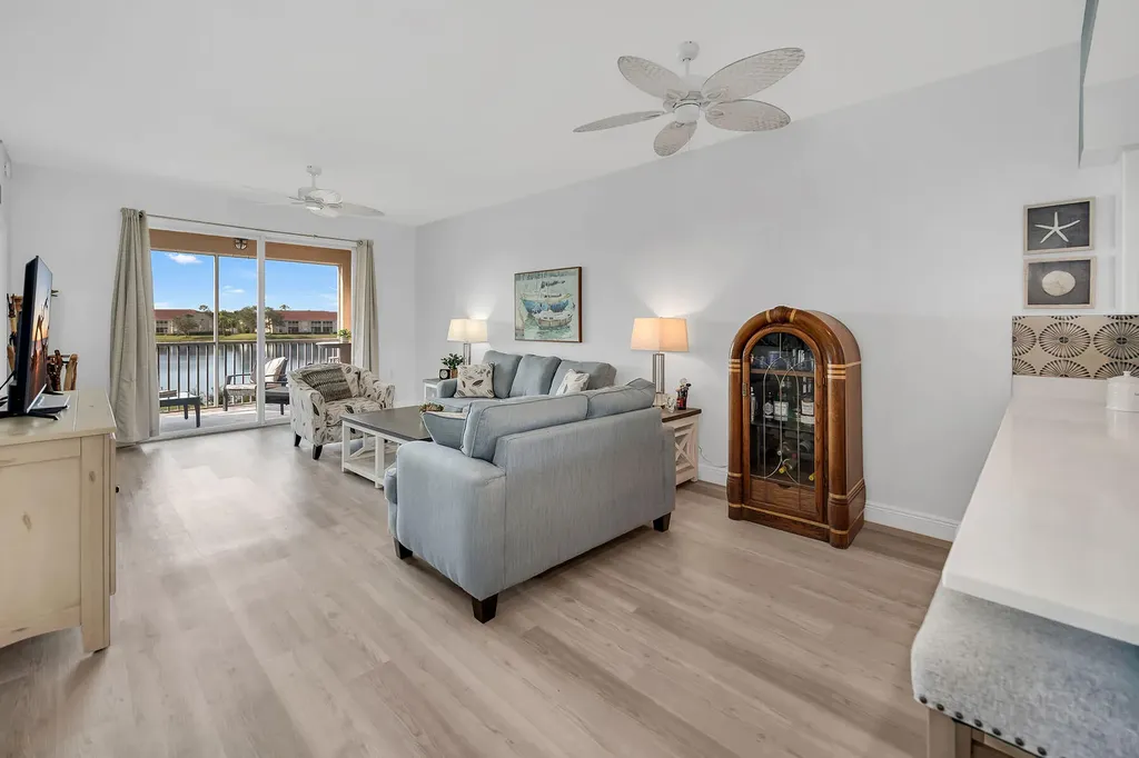 2740 Cypress Trace Circle Naples FL 34119