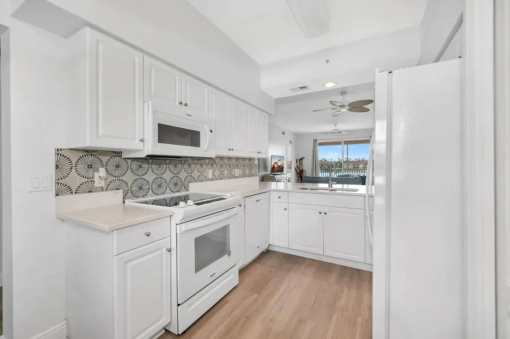 2740 Cypress Trace Circle Naples FL 34119