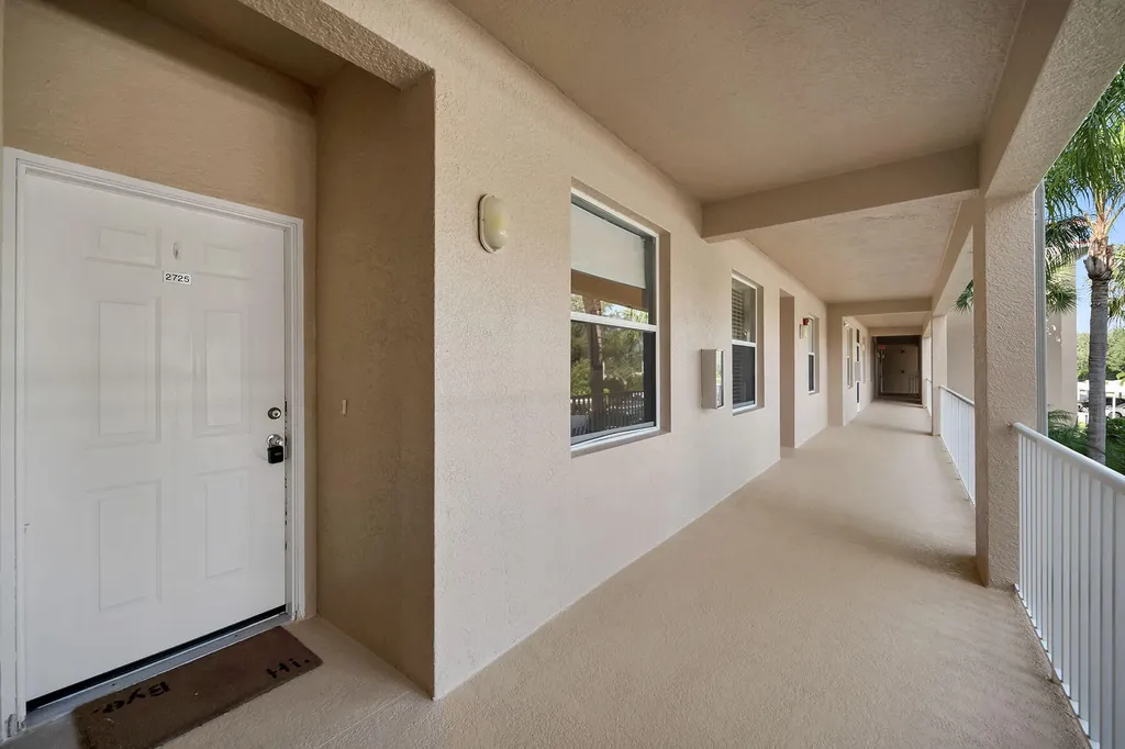 2740 Cypress Trace Circle Naples FL 34119