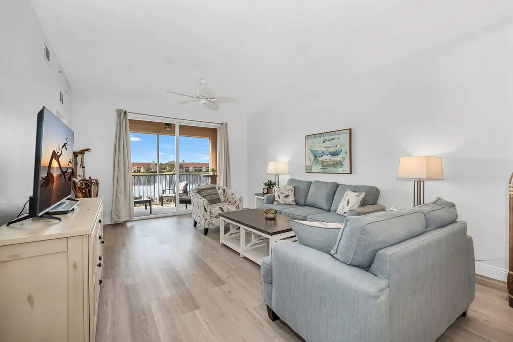 2740 Cypress Trace Circle Naples FL 34119