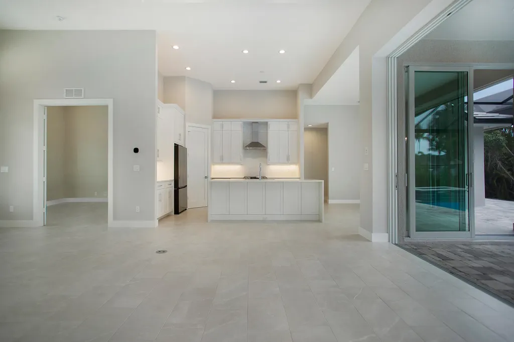 872 Swan Drive Marco Island FL 34145