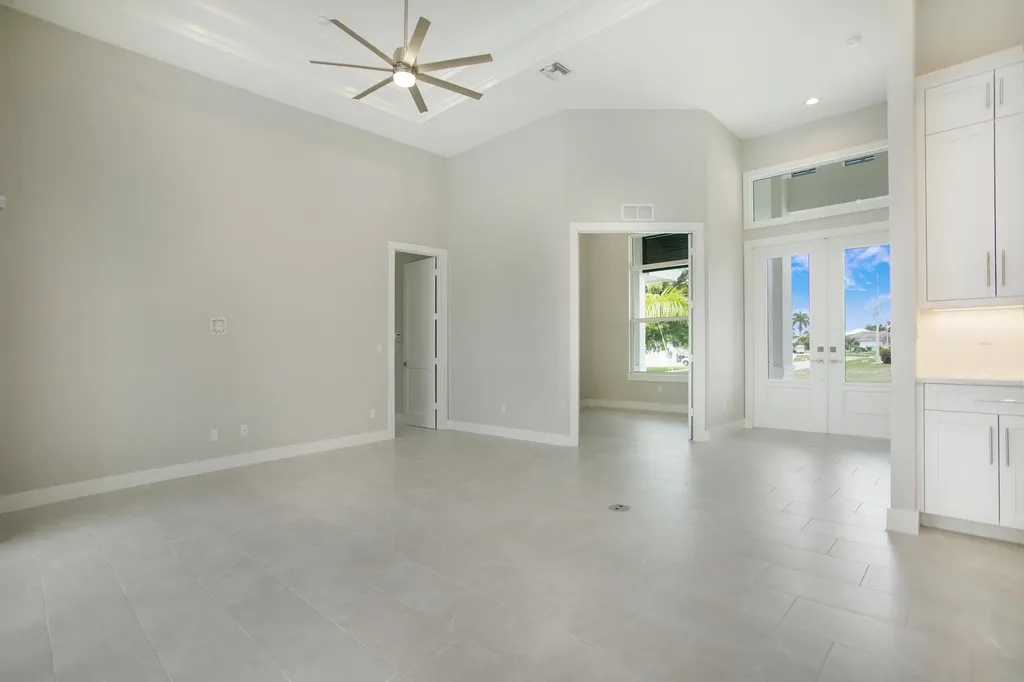 872 Swan Drive Marco Island FL 34145