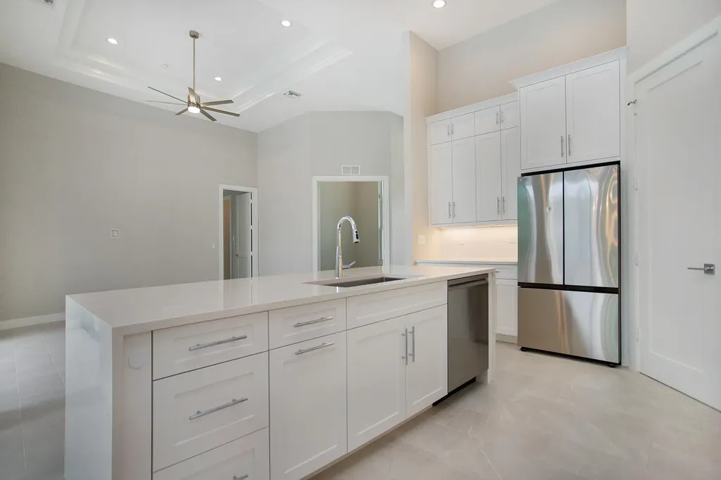 872 Swan Drive Marco Island FL 34145