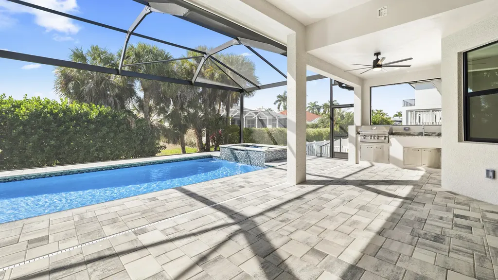 872 Swan Drive Marco Island FL 34145