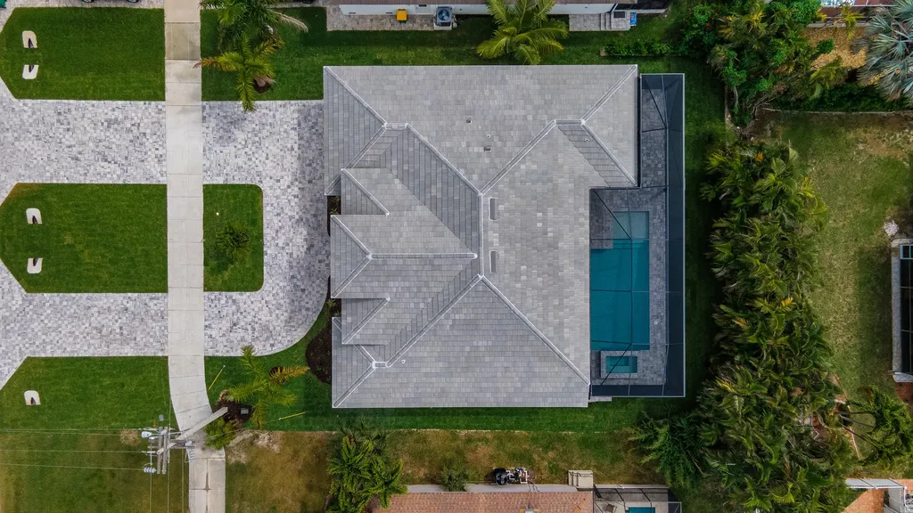 872 Swan Drive Marco Island FL 34145