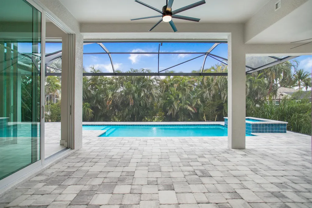 872 Swan Drive Marco Island FL 34145