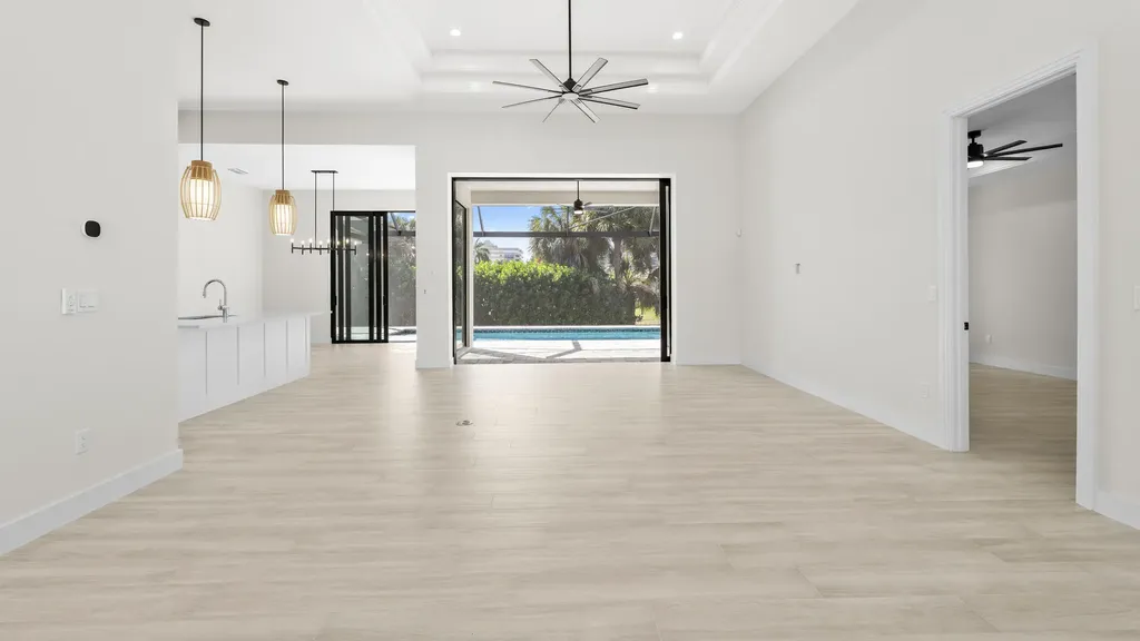 872 Swan Drive Marco Island FL 34145