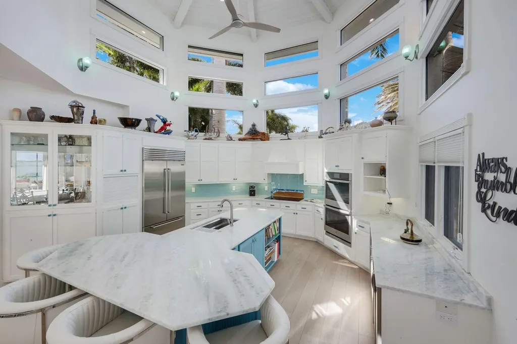 831 Caxambas Drive Marco Island FL 34145