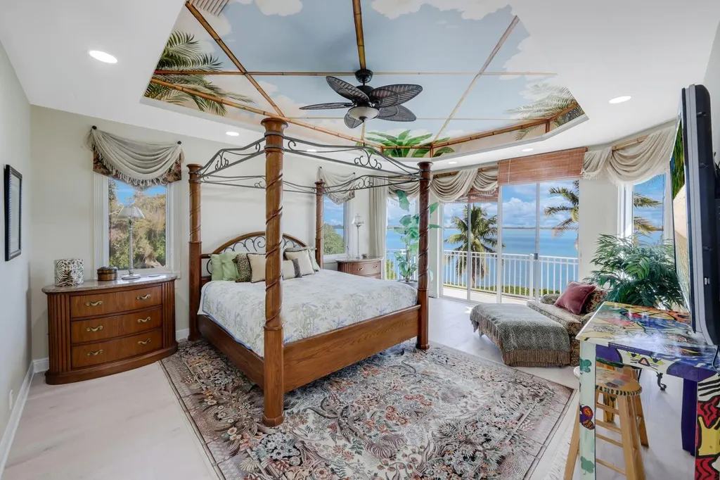 831 Caxambas Drive Marco Island FL 34145