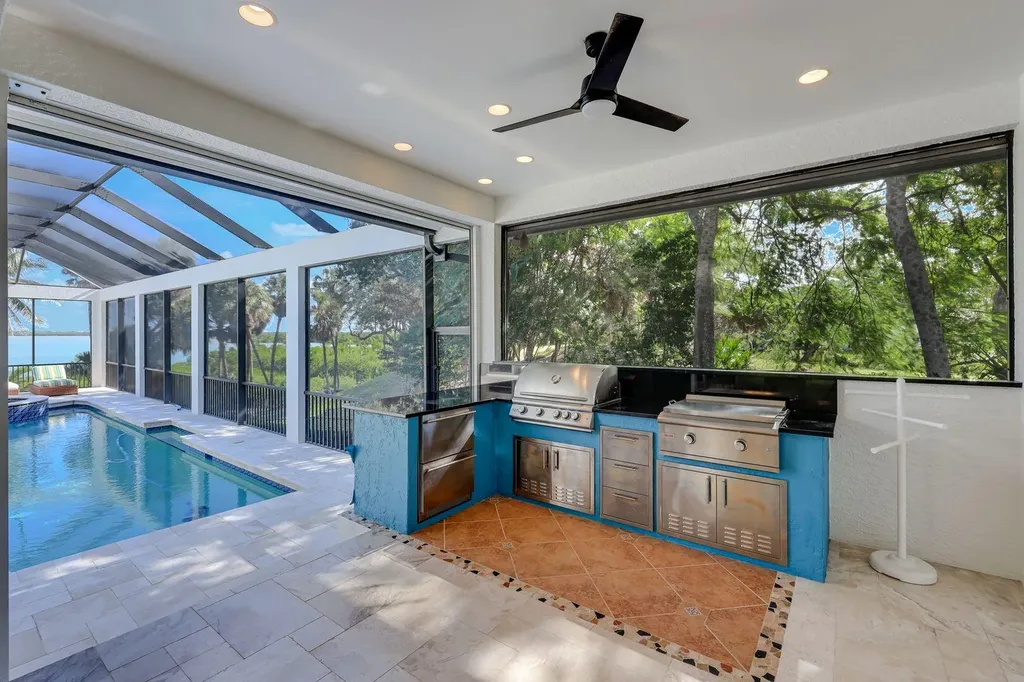 831 Caxambas Drive Marco Island FL 34145