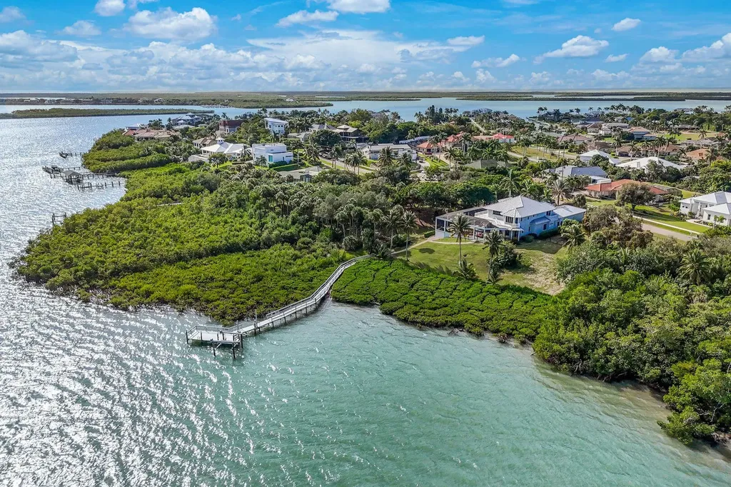 831 Caxambas Drive Marco Island FL 34145