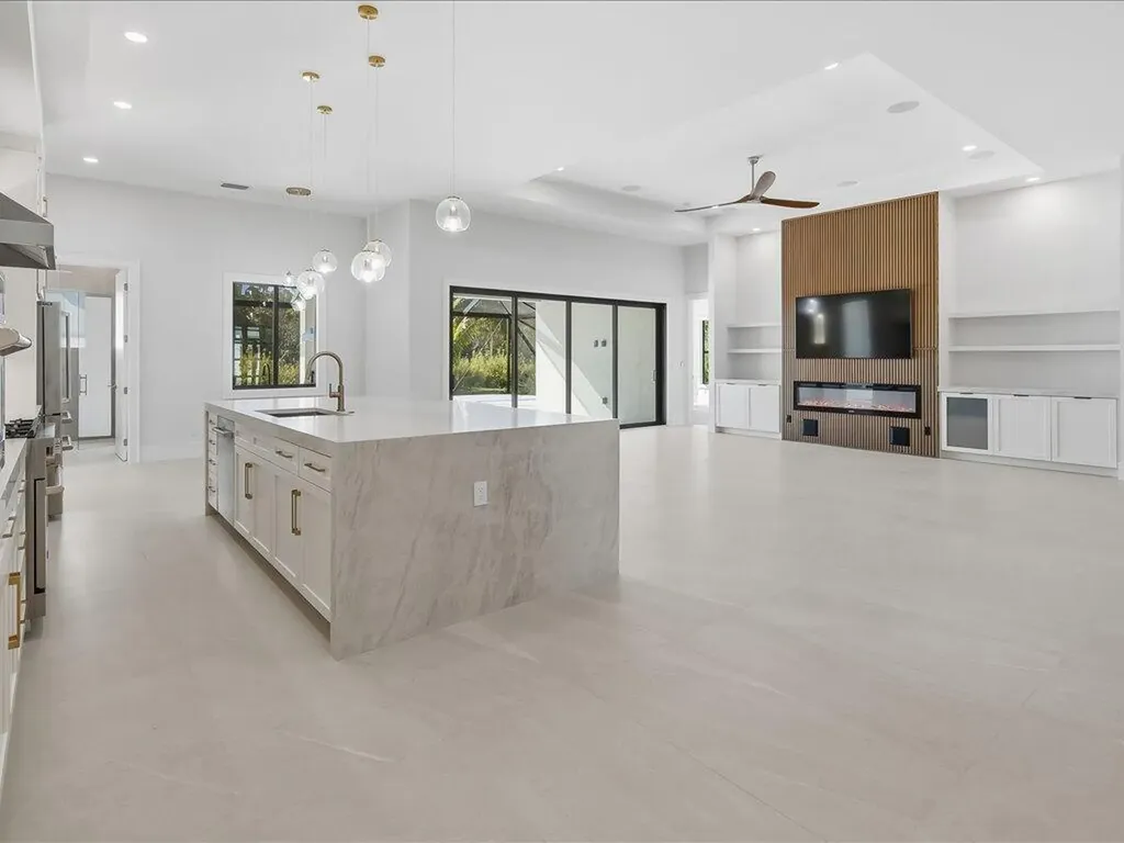 18433 Royal Hammock Boulevard Naples FL 34114