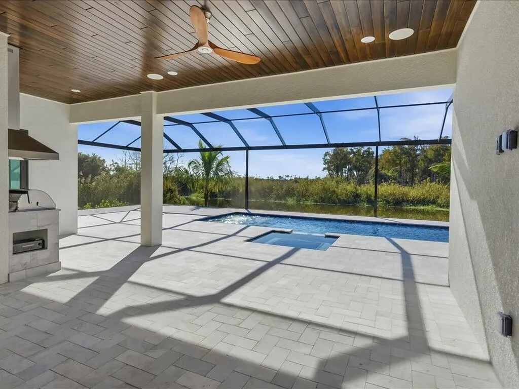 18433 Royal Hammock Boulevard Naples FL 34114