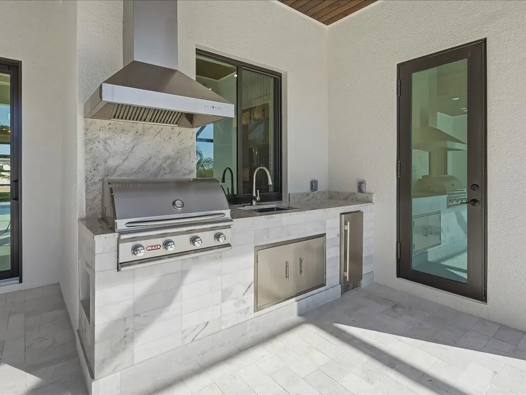 18433 Royal Hammock Boulevard Naples FL 34114