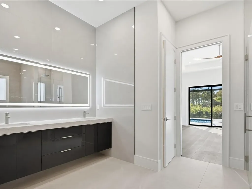 18433 Royal Hammock Boulevard Naples FL 34114