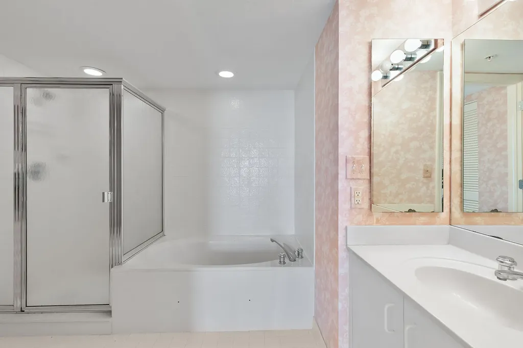 990 Cape Marco Marco Island FL 34145