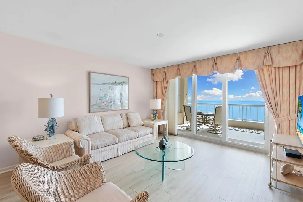 990 Cape Marco Marco Island FL 34145