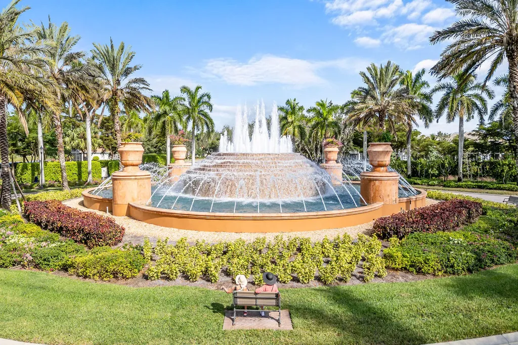 9233 Museo Circle Naples FL 34114