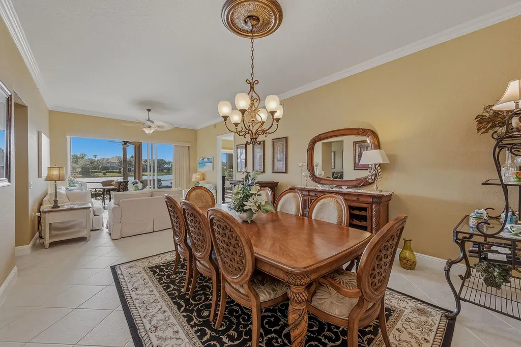 9233 Museo Circle Naples FL 34114