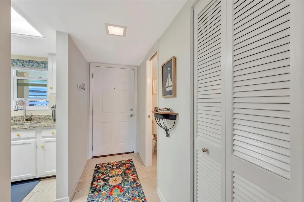 87 N Collier Marco Island FL 34145