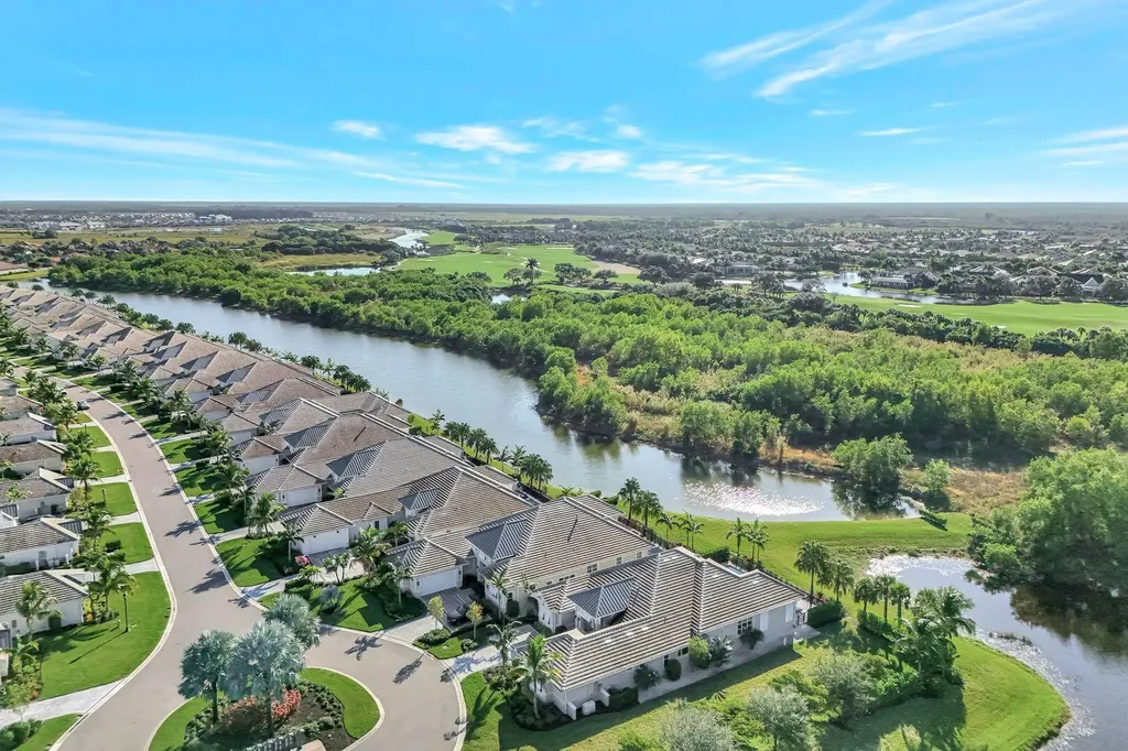 3344 Kumamoto Lane Naples FL 34114