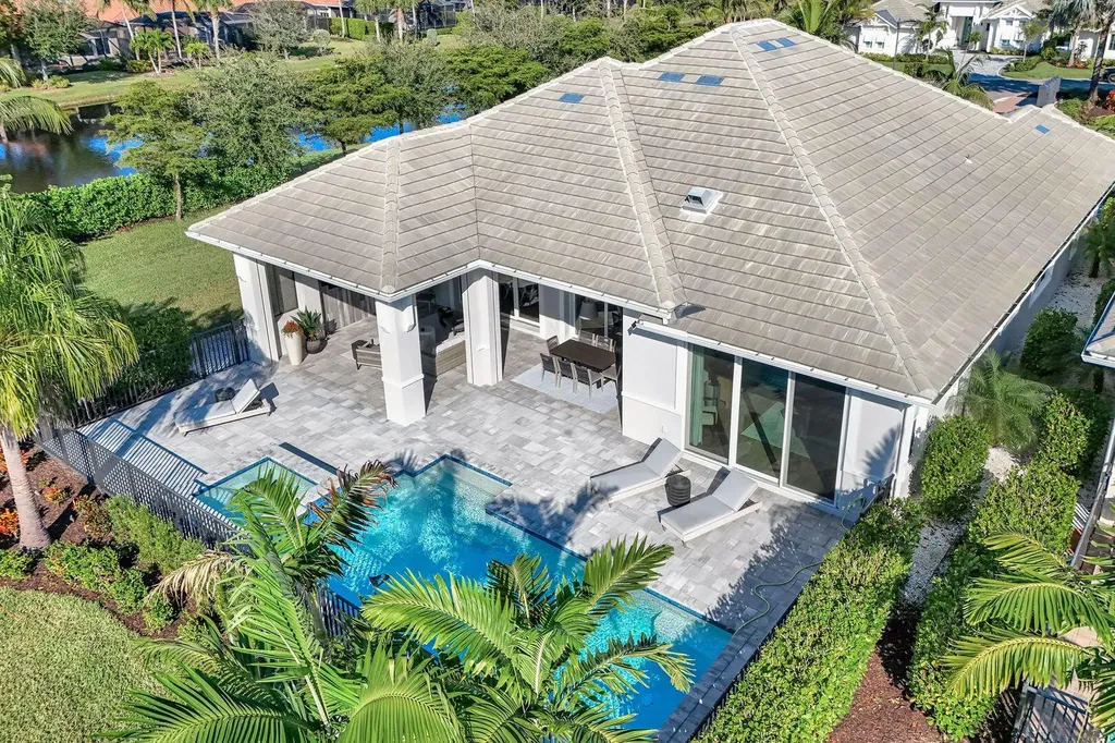 3344 Kumamoto Lane Naples FL 34114