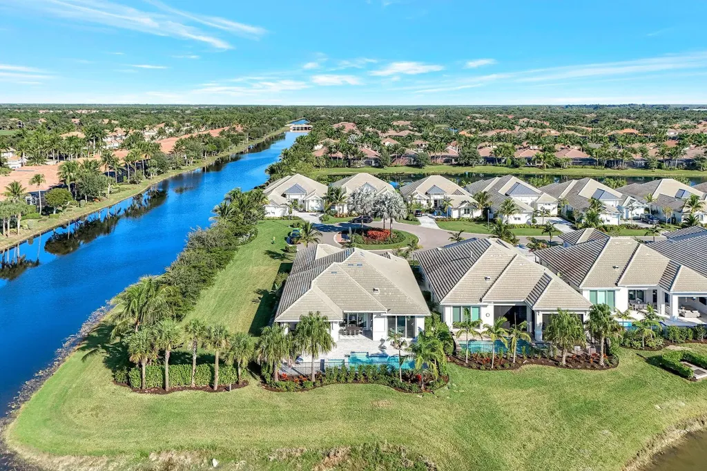 3344 Kumamoto Lane Naples FL 34114