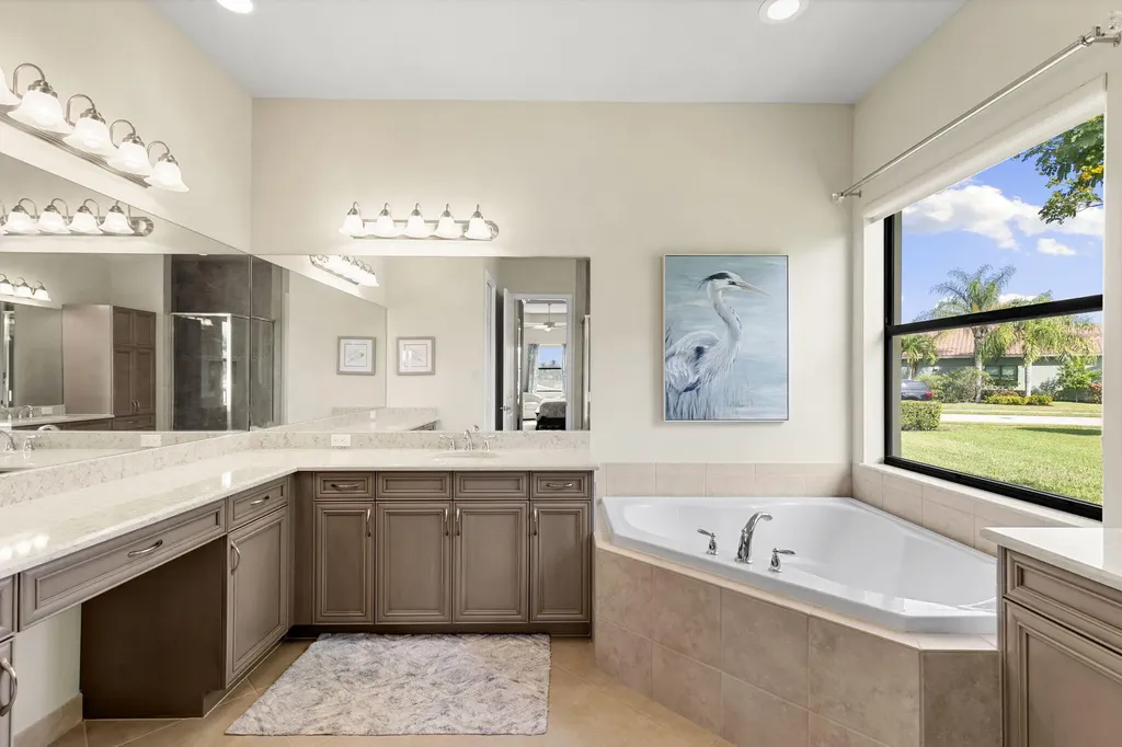 2845 Cinnamon Bay Circle Naples FL 34119