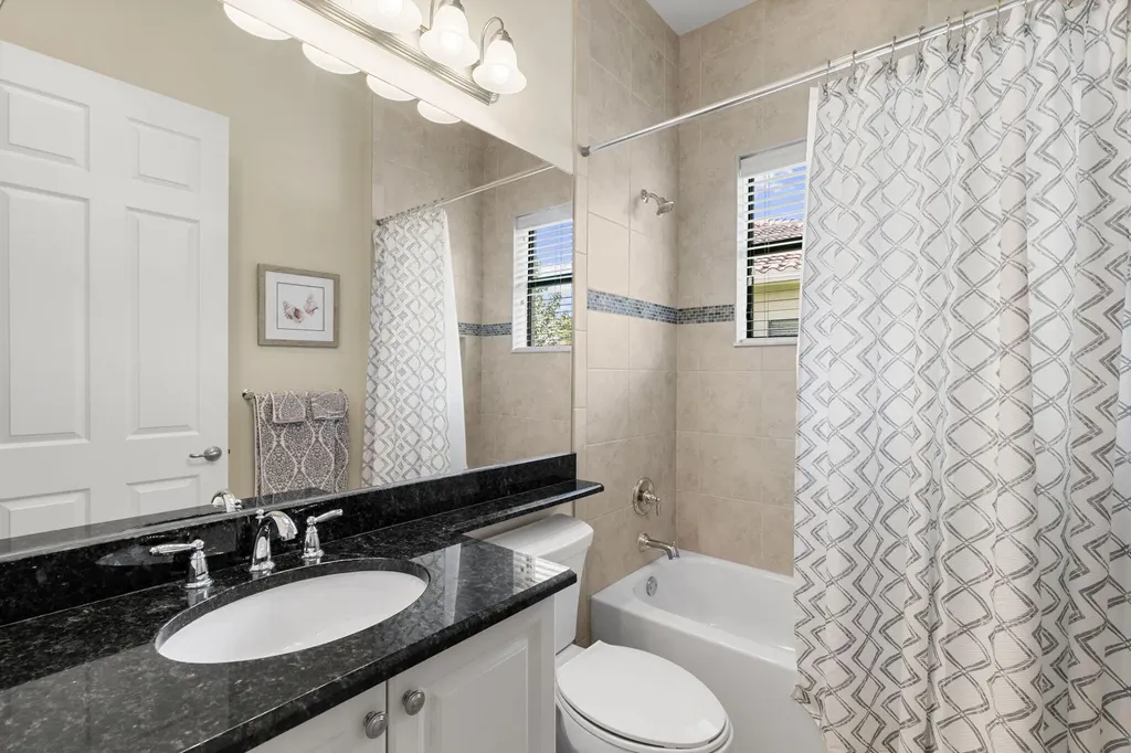 2845 Cinnamon Bay Circle Naples FL 34119