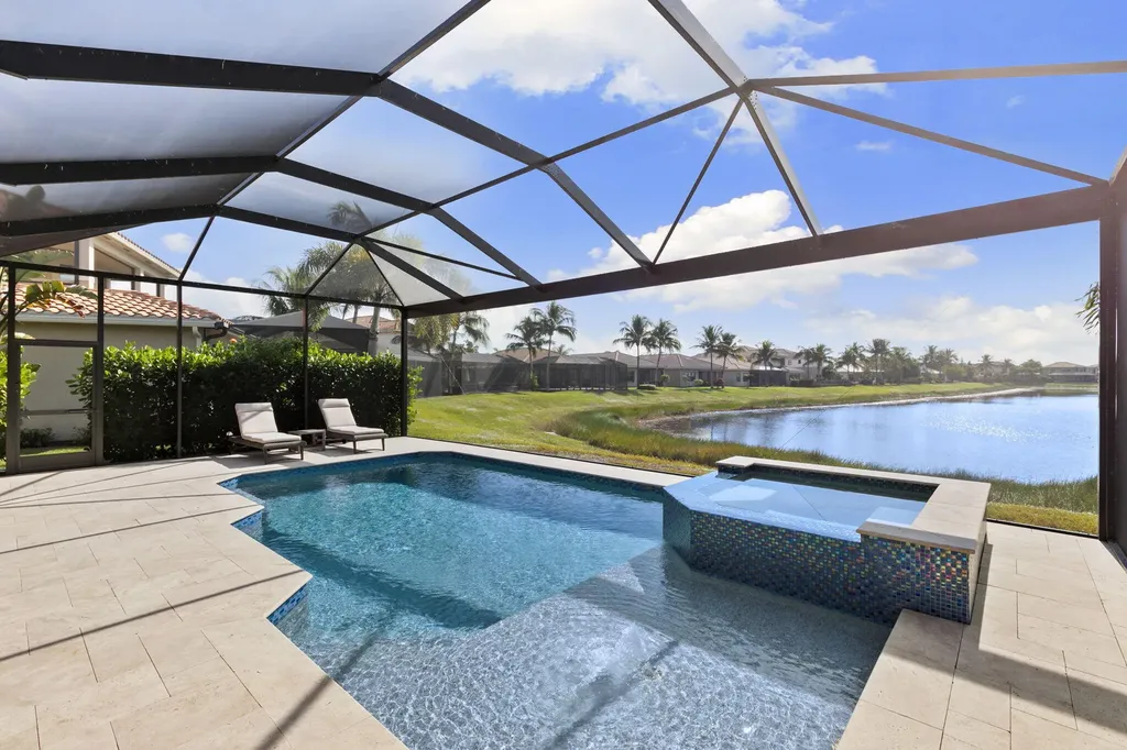 2845 Cinnamon Bay Circle Naples FL 34119