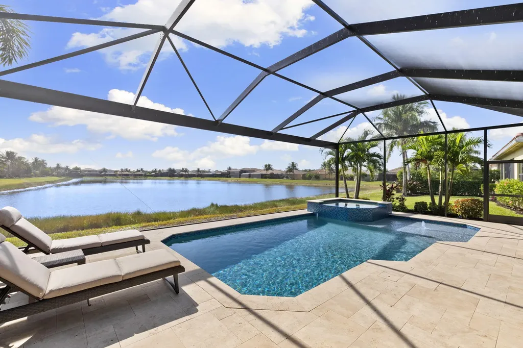 2845 Cinnamon Bay Circle Naples FL 34119