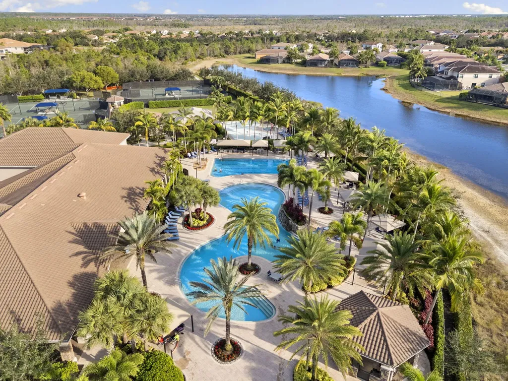 2845 Cinnamon Bay Circle Naples FL 34119