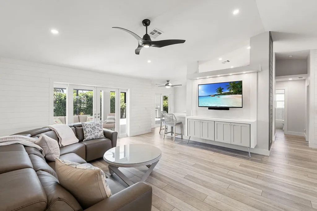 200 Sand Hill Street Marco Island FL 34145