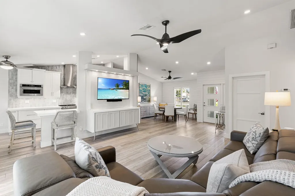 200 Sand Hill Street Marco Island FL 34145