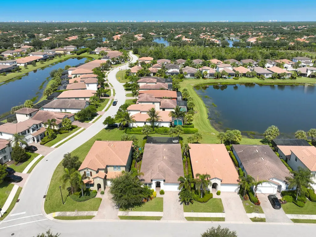 4613 Abaca Circle Naples FL 34119