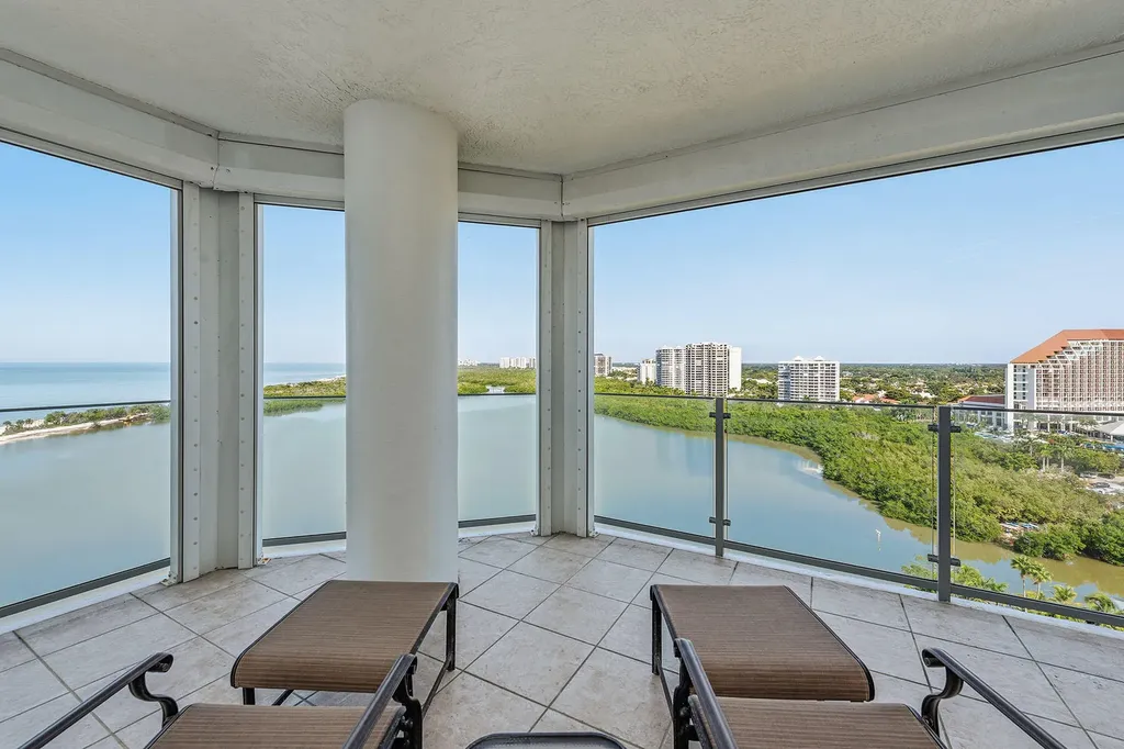 60 Seagate Drive Naples FL 34103