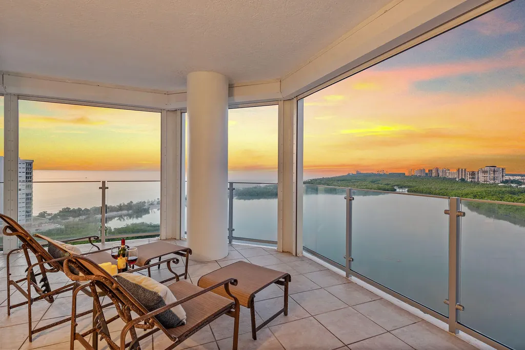 60 Seagate Drive Naples FL 34103